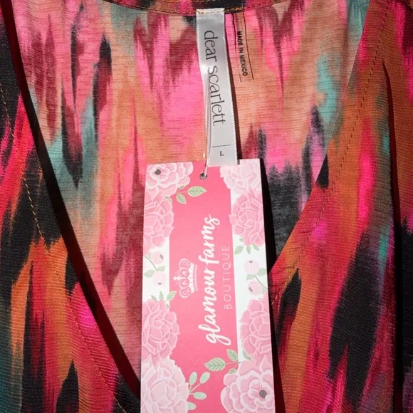 Dear Scarlett Patterned Blouse - Picture 3 of 4